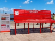 Recife ganha bancos vermelhos em campanha de enfretamento ao feminic&iacute;dio 