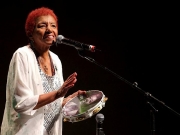 Leci Brand&atilde;o apresenta espet&aacute;culo musical na Caixa Cultural Recife 