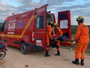 Colis&atilde;o entre carro e &ocirc;nibus deixa motorista ferido em Macei&oacute;