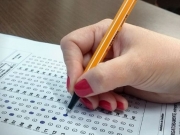 Caixa abre mais de 4 mil vagas em concursos de n&iacute;vel m&eacute;dio e superior.