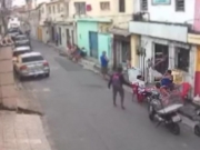 Homem morre ao ser empurrado e bater a cabe&ccedil;a em cal&ccedil;ada no bairro da Macaxeira
