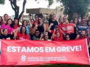 Professores da UFAL entram em greve por tempo indeterminado