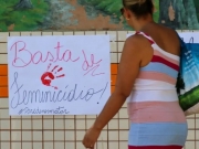 Lei Maria da Penha avan&ccedil;a, mas n&atilde;o co&iacute;be alta de crimes contra mulher