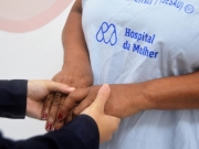 Campanha Outubro Rosa refor&ccedil;a preven&ccedil;&atilde;o do c&acirc;ncer de colo do &uacute;tero e destaca import&acirc;ncia da vacina contra o HPV