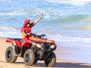 Corpo de Bombeiros de Alagoas resgata duas v&iacute;timas de afogamento na Praia do Franc&ecirc;s