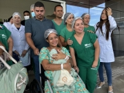 M&atilde;e e beb&ecirc; recebem alta ap&oacute;s acidente e parto de emerg&ecirc;ncia