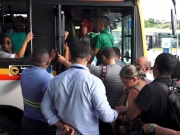 Transporte público: Tarifa aumenta para R$4,30, mas rotina de medo, violência e precarização continua 