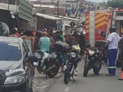 Idoso morre e três ficam feridos após carro invadir oficina em Caetés 2, Abreu e Lima