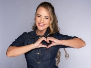 Juliana Silveira revive a magia de Floribella em show especial no Teatro Guararapes