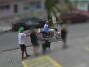 Morador &eacute; assaltado nos Aflitos enquanto passeava com o cachorro