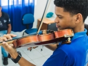 Orquestra Sinfônica Jovem Criança Cidadã presta homenagem ao Papa Francisco