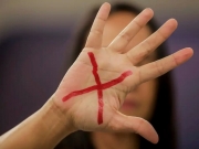 Mortes intencionais caem 5,4% no pa&iacute;s em 2024; feminic&iacute;dios sobem 19%