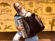 Cultura, vinho e forró: Cezzinha é atração no Wine Day Experience