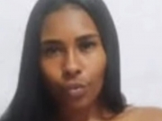 Em &Aacute;gua Fria, mulher de 26 anos &eacute; morta a tiros e marido &eacute; o principal suspeito 