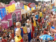 Carnaval de Olinda 2026 começa neste domingo com prévias e blocos no Sítio Histórico