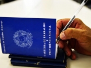 Taxa de desemprego em agosto fica em 5,6% e repete recorde de m&iacute;nima