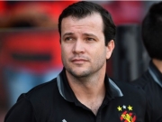 Daniel Paulista deixa o comando t&eacute;cnico do Sport Clube do Recife