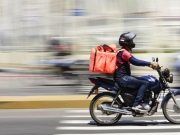 Vigil&acirc;ncia Sanit&aacute;ria realiza capacita&ccedil;&atilde;o para motoentregadores de alimentos em Macei&oacute;