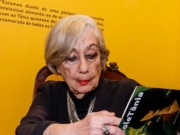 Exposi&ccedil;&atilde;o re&uacute;ne mais de 170 obras de T&acirc;nia Carneiro Le&atilde;o no Recife