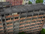 Risco de desabamento e abandono do Edif&iacute;cio 13 de Maio preocupam moradores no Recife