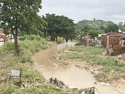 Governo faz força tarefa para limpar o rio Beberibe e evitar inundações durante chuvas