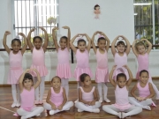 Em Recife, projeto social une arte, educação e cuidado para fortalecer vínculos com crianças e famílias no bairro dos Coelhos