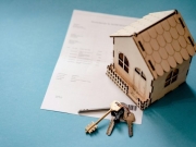 Saiba seus direitos e como evitar taxas abusivas ao assinar um contrato de locação