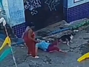 Costureira é derrubada por cachorro enquanto gravava bom-dia no Recife