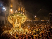 FESTA DO CARMO: Novo manto da padroeira do Recife será revelado
