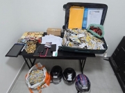 Polícia Civil prende grupo suspeito de extorquir comerciantes