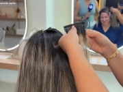 Mega hair vai al&eacute;m da est&eacute;tica e ajuda mulheres a recuperar a autoestima