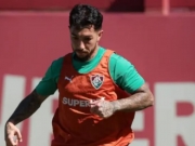 Fluminense mant&eacute;m Acosta durante investiga&ccedil;&atilde;o por cart&atilde;o amarelo 