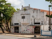 Atividade cultural em frente ao Cine Olinda pede reabertura do espaço centenário