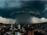 Ciclone bomba pode atingir Sul do Brasil com ventos de at&eacute; 150 km/h