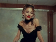 Cantora Ariana Grande reacende alerta sobre transtornos alimentares