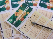 Mega-Sena: Prêmio acumula novamente e vai a R$ 50 milhões nesta quinta-feira