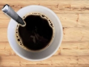 Tomar bebidas muito quentes pode triplicar risco de câncer de estômago