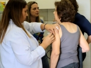 Idosos a partir de 85 anos já podem receber vacina pneumocócica 20 pelo SUS