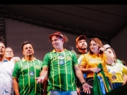 Flávio Bolsonaro promete portas abertas a Pernambuco e ataca STF no Recife