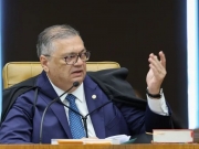 Dino determina investigação sobre relação do Banco Master com concessionárias de cemitérios de SP